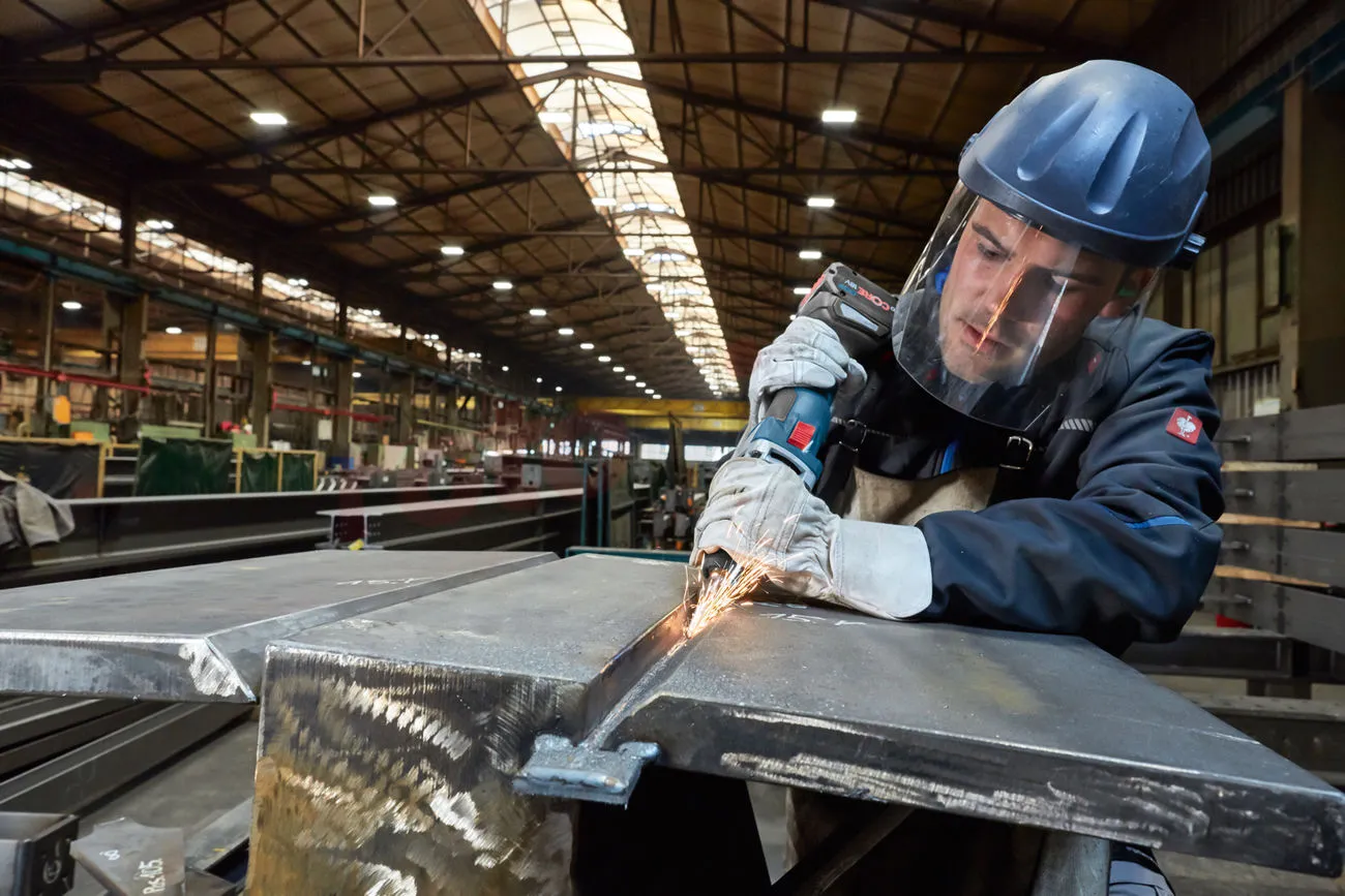 Smerigliatrice Assiale Bosch GGS 18V-23 LC 4 Smerigliatrice Assiale Bosch GGS 18V-23 LC - immagine 2