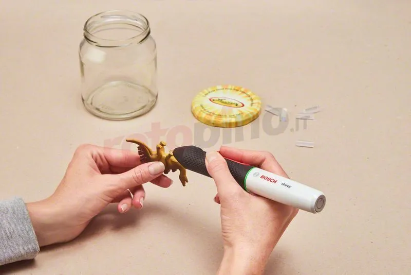 Stilo Incollatrice A Caldo A Batteria Bosch GLUEY Marshmallow 11 Stilo Incollatrice A Caldo A Batteria Bosch GLUEY Marshmallow - immagine 9